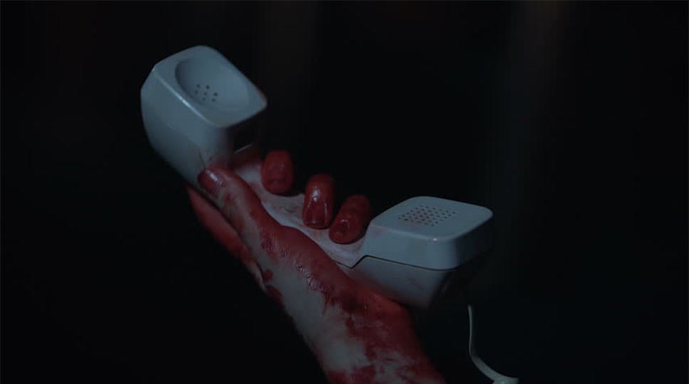 911 Dispatchers Share The Creepiest Calls That They'll Never Forget