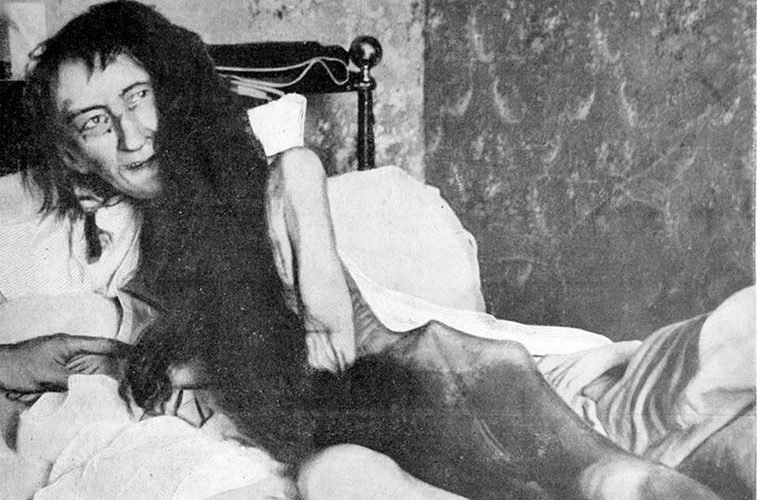 Blanche Monnier's Family Locked her for 25 years in her bedroom