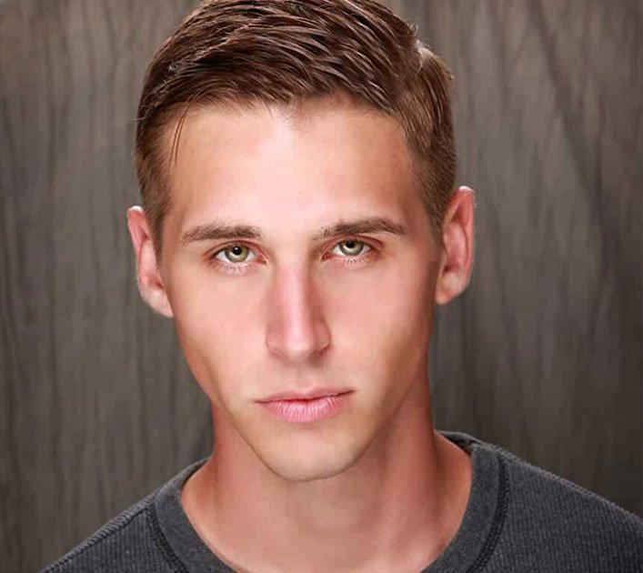 Hollywood actor Hagen Mills kills himself after shooting mother of his daughter