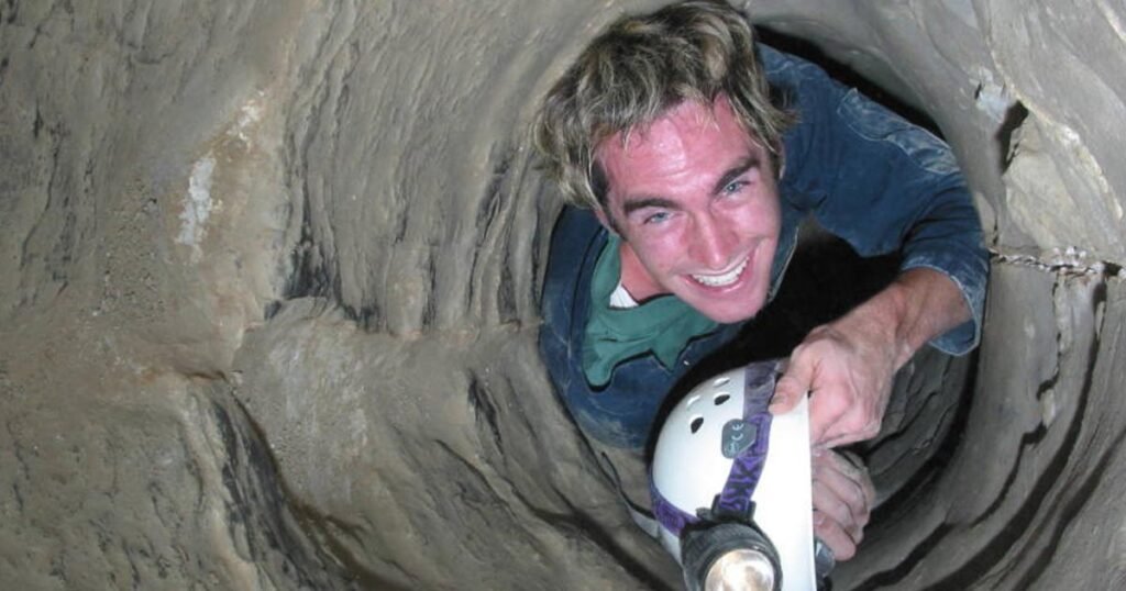 an image of spelunker inside Nutty Putty Cave