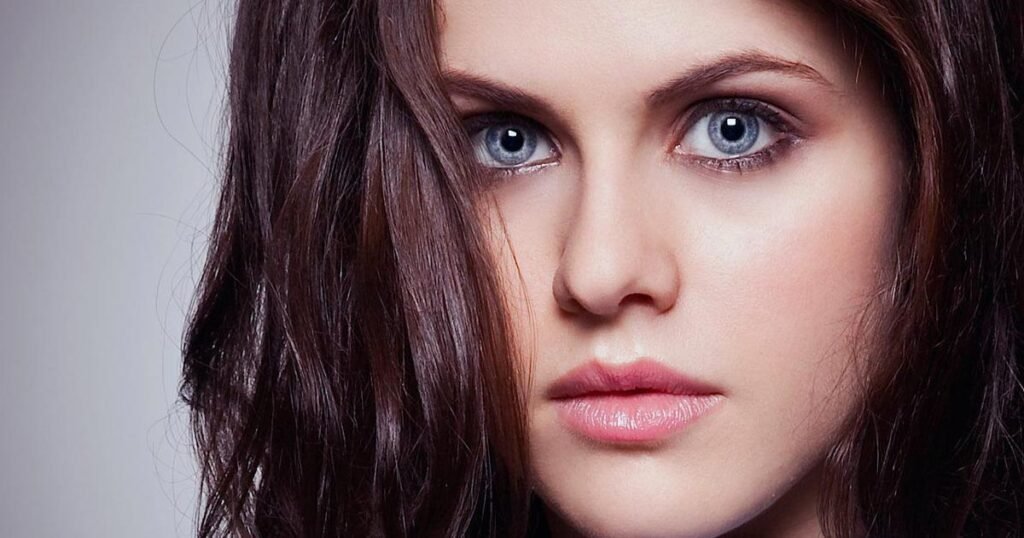 What is So Special about Alexandra Daddario's eyes?