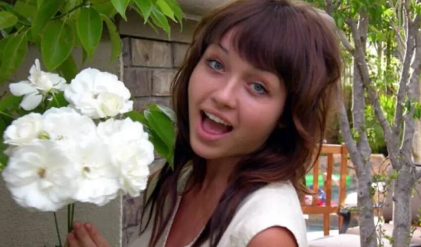 The Tragic Story of "Porsche Girl" Nikki Catsouras and the Spread of Her Death Photos Online